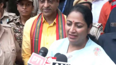 Photo of दिल्ली सीएम रेखा गणेश चतुर्थी पर प्राचीन शिव मंदिर पहुंचीं, की पूजा-अर्चना