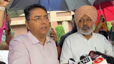 Photo of केंद्रीय कृषि मंत्री के बयान पर भड़के अमन अरोड़ा