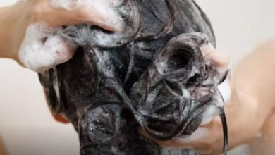 Photo of रोजाना शैम्पू करना आपके बालों को कर सकता है डैमेज, जानें हफ्ते में कितने बार करना चाहिए हेयर वॉश