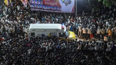 Photo of करूर भगदड़ मामले में एक्टर विजय की पार्टी का ये नेता गिरफ्तार, पुलिस ने FIR में क्या-क्या लिखा?