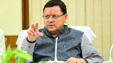 Photo of सीएम धामी पहुंचे बेरोजगार संघ के आन्दोलन में, युवाओं के बीच पहुंच कर किया CBI जाँच का  ऐलान