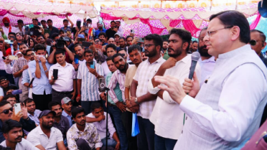 Photo of सीएम धामी पहुंचे बेरोजगार संघ के आन्दोलन में, युवाओं के बीच पहुंच कर किया CBI जाँच का  ऐलान