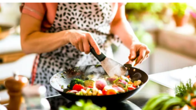 Photo of सेहतमंद रहने के लिए जरूरी है कुकिंग का सही तरीका, कहीं आप भी तो नहीं कर रहे ये गलती