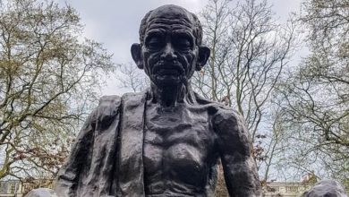 Photo of लंदन में किसने तोड़ी महात्मा गांधी की प्रतिमा? भारतीय उच्चायोग ने की जांच की मांग
