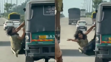Photo of महिला के साथ चलती ऑटो में हुई लूटपाट, औरत ने दिखाई बहादुरी और अकेले ही पलट दी गाड़ी