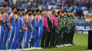 Photo of पाकिस्तान नेशनल एंथम की जगह बजा ‘जलेबी बेबी’ गाना, दिल पर हाथ रखे शर्मिंदा हुए पाक खिलाड़ी