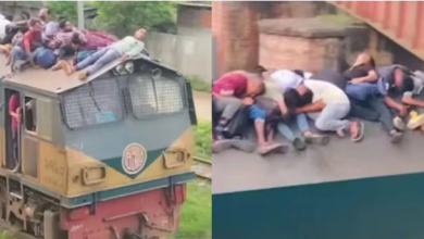 Photo of चलती ट्रेन की छत पर जान दांव पर लगाकर सफर कर रहे थे यात्री