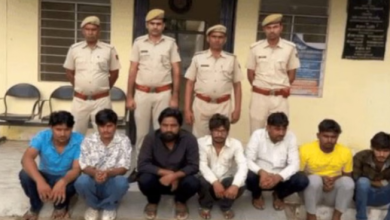 Photo of जमानत पर जेल से बाहर आते ही हिस्ट्रीशीटर ने किया शक्ति प्रदर्शन, पुलिस ने साथियों समेत दबोचा