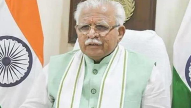 Photo of केंद्रीय मंत्री मनोहर लाल के कार्यक्रम में हुई थी लापरवाही, चंडीगढ़ निगम के दो अधिकारियों पर गिरी गाज