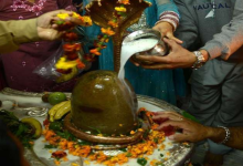 Photo of दशहरा के दिन पूजा के समय करें शिवलिंग से जुड़े ये खास उपाय
