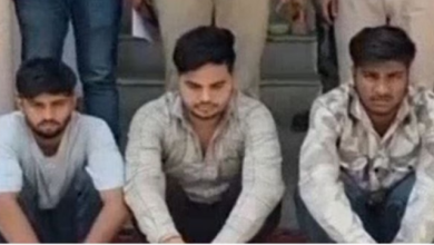Photo of बैंक खातों से चल रहा था साइबर फ्रॉड का खेल, पुलिस ने तीन को पकड़ा, मास्टर माइंड अब भी फरार