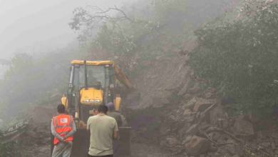 Photo of ऋषिकेश गंगोत्री हाईवे के पास नरेंद्रनगर बगड़धार में भूस्खलन