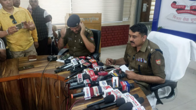 Photo of उत्तराखंड: UKSSSC परीक्षा; एसएसपी बोले-पेपर सिर्फ कुछ लोगों के बीच ही पहुंचा…