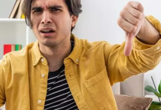 Photo of सिर्फ चिल्लाना ही नहीं, बल्कि और भी कई तरीकों से होता है अपमान, ये 7 गलतियां कर देंगी रिश्ता बर्बाद