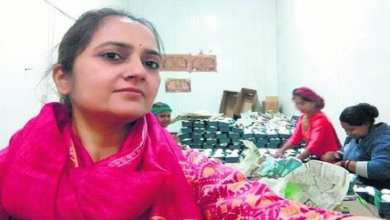 Photo of हरियाणा के खेत में उतरीं प्रोफेसर, बनीं ‘मशरूम लेडी ऑफ हरियाणा’…