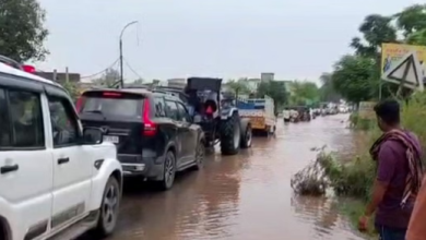 Photo of  साहूवाल में बाढ़… चार-चार फीट भरा पानी, जलभराव में रहने को मजबूर लोग
