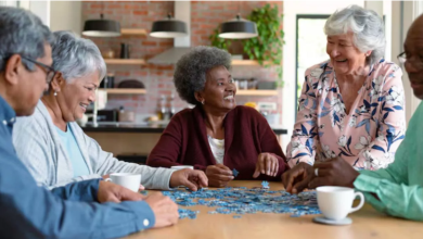 Photo of बढ़ती उम्र में बढ़ जाती हैं सेहत की चुनौतियां, डॉक्टर ने बताए बुजुर्गों के लिए हेल्दी रहने के टिप्स!