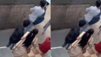 Photo of पति फोन में था मशगूल, पीछे पत्नी ने दूसरे लड़के को किया किस