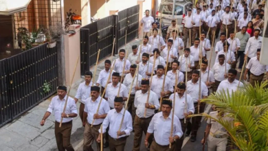 Photo of RSS के कार्यक्रम में शामिल होने पर नप गए पंचायत अधिकारी
