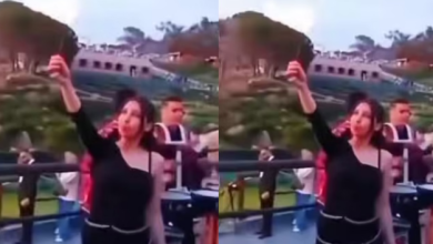 Photo of फायर से खेल रही थी लड़की, तभी अचानक चेहरे में लगी आग