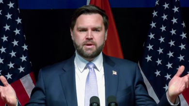 Photo of ट्रंप प्रशासन पर बढ़ा शटडाउन खत्म करने का दबाव