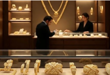 Photo of सोने में हल्की गिरावट, चांदी में चमक फिर भी बरकरार, आपके शहर में क्या है दाम