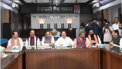 Photo of भाजपा कार्यालय में चुनाव समिति की बैठक जारी