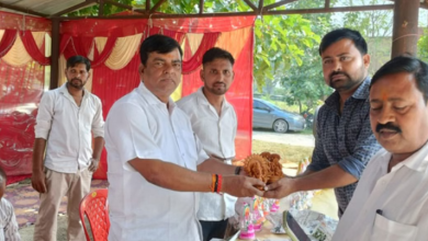Photo of माटी कला को प्रोत्साहन: नरवल में सजी कुम्हारों के हुनर की प्रदर्शनी