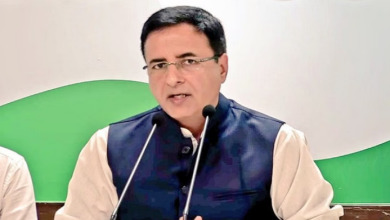 Photo of कांग्रेस नेता सुरजेवाला वाला का सरकार पर तंज, बोले- विकास पर लगी रोक