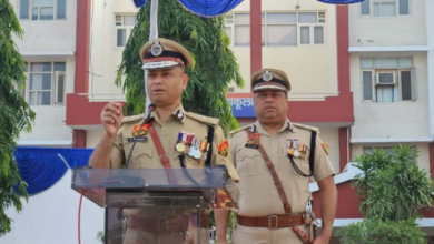 Photo of डीजीपी ओपी सिंह ने पुलिस शहीदों को दी श्रद्धांजलि