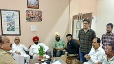 Photo of पटाखा व्यापारियों का पुलिस पर फूटा गुस्सा, खड़े किए ये सवाल?