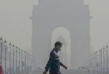 Photo of दिल्ली: आनंद विहार में AQI 400 के पार, लोगों को घर से निकलना हुआ मुश्किल