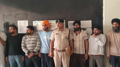 Photo of अमेरिका से 50 हरियाणवी डिपोर्ट: हाथ-पैर में डली बेड़ियां… बंदूक लिए खड़े थे अमेरिकी जवान