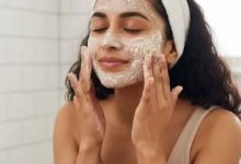 Photo of इंस्टेंट ग्लो के लिए चावल के आटे से बनाएं ये 2 मैजिकल स्क्रब