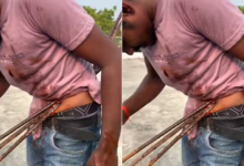 Photo of शख्स के पेट में घुसा सरिया, पर जैसे ही आगे बढ़ा वीडियो सच्चाई आई सामने