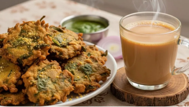 Photo of शाम की चाय के साथ बनाइए पालक के क्रिस्पी पकौड़े