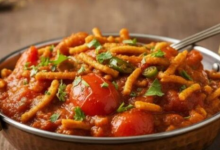 Photo of इस आसान रेसिपी से मिनटों में तैयार करें सेव-टमाटर की सब्जी