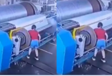 Photo of मशीन ने पलभर में निगल ली महिला की जान, फैक्ट्री में गोल-गोल घूमती रही