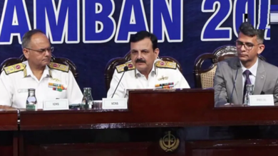 Photo of ‘पाक को पनडुब्बियां दे रहा चीन, हम स्थिति पर नजर रख रहे’, नौसेना उप प्रमुख ने ड्रैगन को लेकर कही ये बात