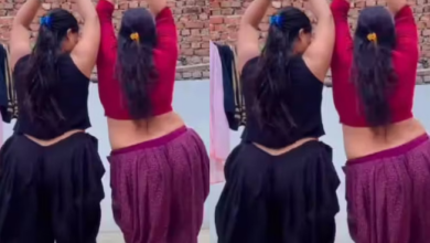Photo of मां-बेटी का बोल्ड डांस हुआ वायरल, सोशल मीडिया पर भड़के लोग