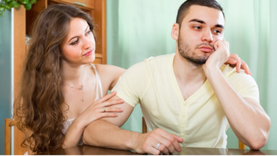 Photo of फेक आईडी से पत्नी ने पूछा- दोस्त बनेंगे? पति का जवाब देख हंसी से लोटपोट हुए लोग