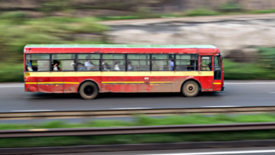 Photo of चलती बस में नशे में धुत ड्राइवर ने यात्रियों की उड़ाई नींद, रोकने को कहा तो बुझा दी लाइट