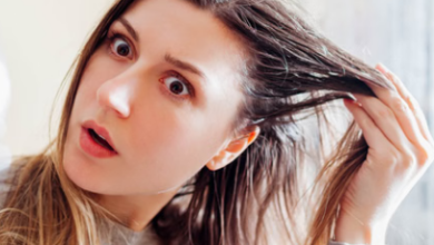 Photo of सर्दी के मौसम में चिपचिपा रहे हैं बाल तो एक बार आजमाकर देख लें ये नुस्खे