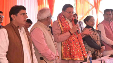 Photo of सीएम धामी पहुंचे धर्मनगरी, सभी तेरह अखाड़ों के साधु संतों का किया सम्मान