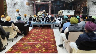 Photo of पंजाब में जिला परिषद-पंचायत समिति चुनावों से पहले अकाली दल को बड़ा झटका