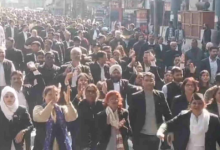 Photo of अदालत ही नहीं, सड़कें भी की बंद…मांगों के लिए राजधानी में वकीलों ने निकाली रैली