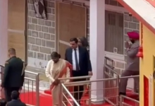 Photo of राष्ट्रपति द्रौपदी मुर्मू ने कैंची धाम में बिताया आधा घंटा
