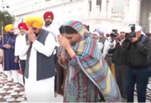 Photo of प्रकाश पर्व पर श्री दरबार साहिब में नतमस्तक हुए मुख्यमंत्री भगवंत मान और उनकी पत्नी