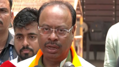 Photo of मराठवाड़ा दौरे पर बावनकुले ने उद्धव ठाकरे को घेरा