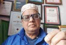 Photo of उदयपुर: डॉ. सक्का ने चांदी से बनाई विश्व की सबसे छोटी हॉकी और गेंदे